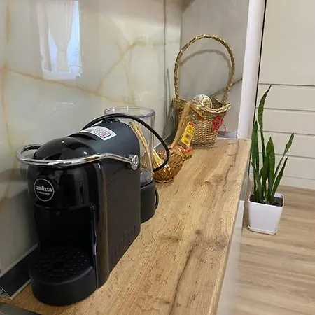 Mimosa's With Lovely Balcony Lägenhet