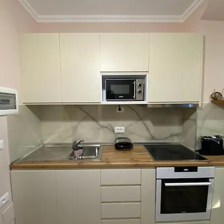 Lägenhet Mimosa's With Lovely Balcony