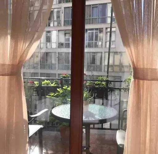 Mimosa's With Lovely Balcony Appartamento